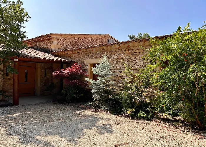 Maison A Gordes Dans Le Luberon